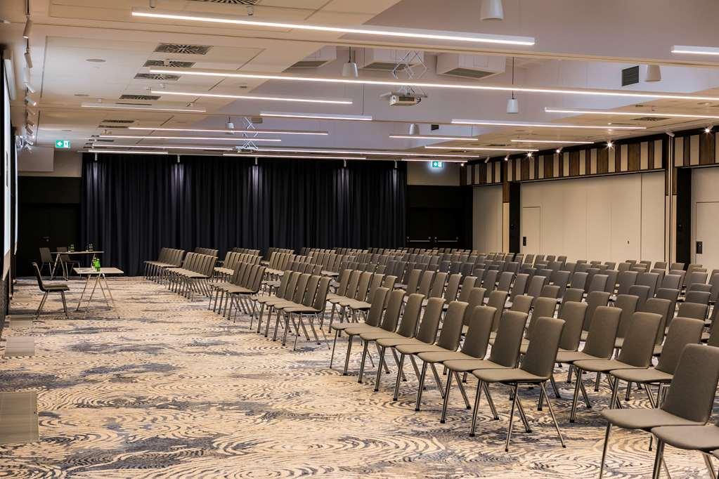 Radisson Blu Hotel. סופוט מתקנים תמונה
