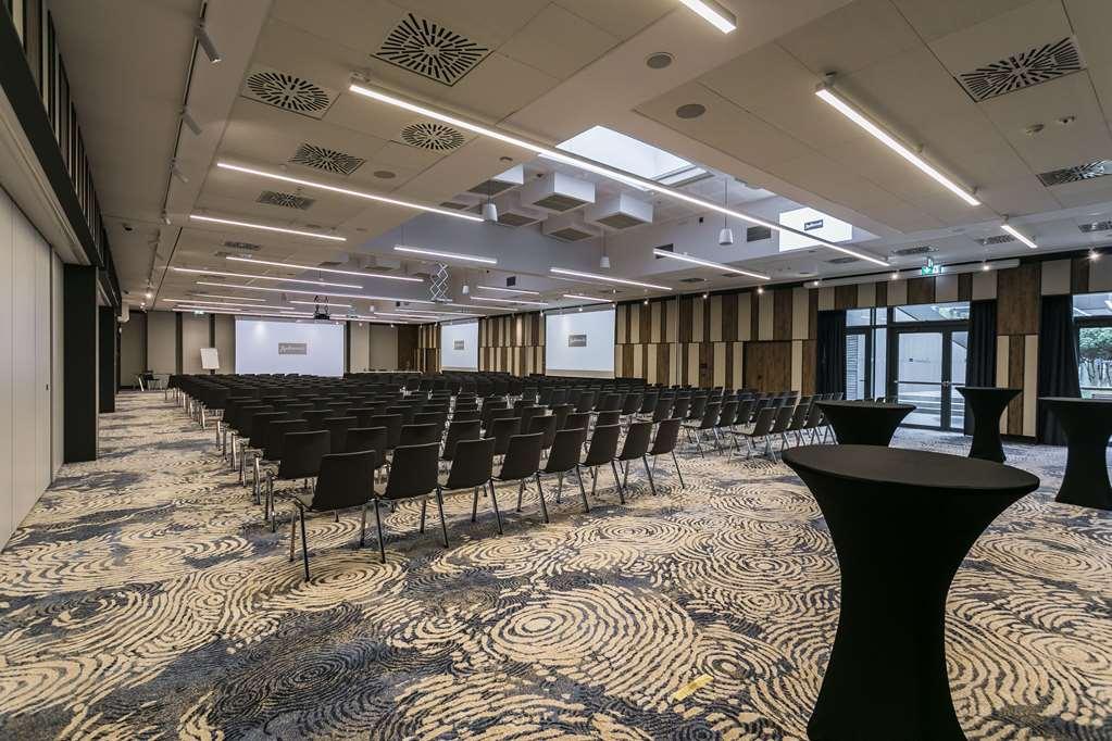 Radisson Blu Hotel. סופוט מתקנים תמונה